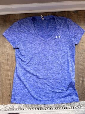 Under Armour Women’s Heather V-Neck Performance Tee